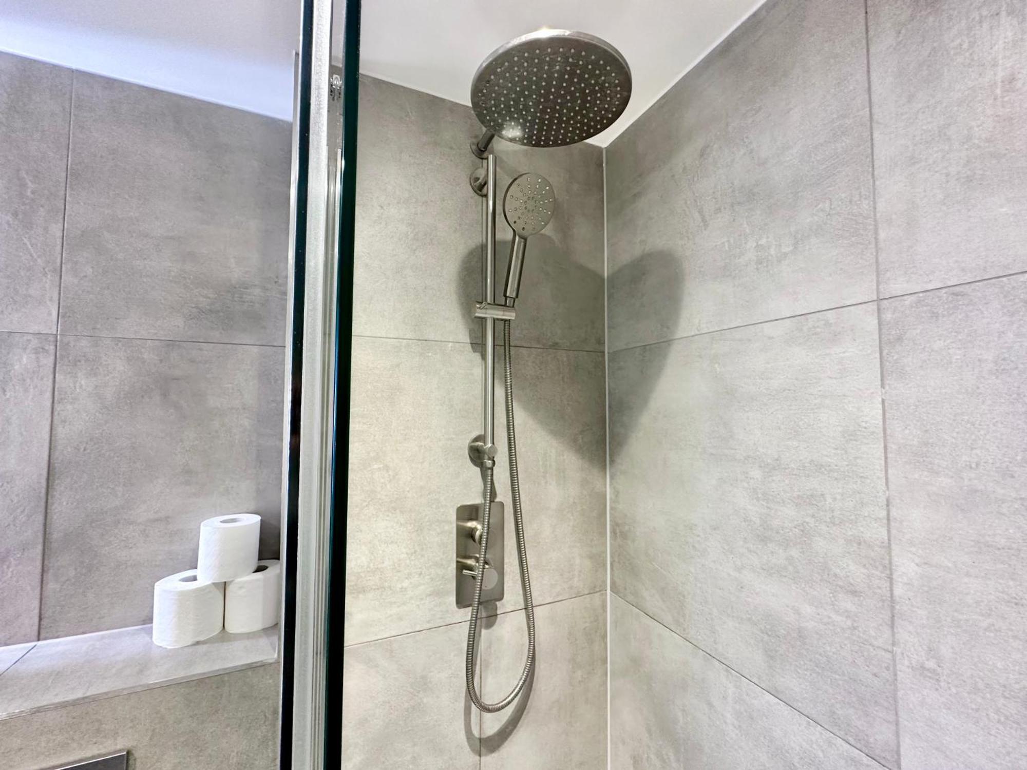 Icona Luxury Apartment With Minster Views & Allocated Parking 约克 外观 照片